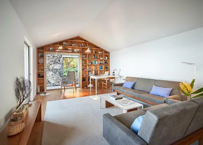 Casa Do Ferreiro Holiday home Sao Miguel Arcanjo