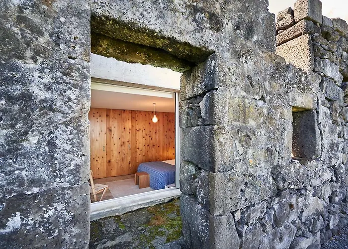 Holiday home Casa Do Ferreiro Sao Miguel Arcanjo